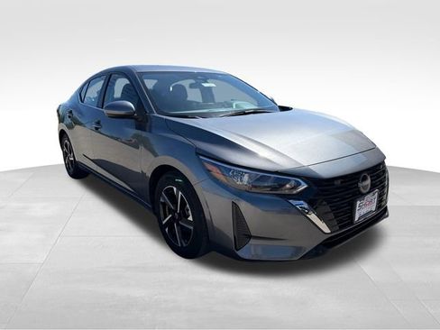 Used 2025 Nissan Sentra SV FWD image 5