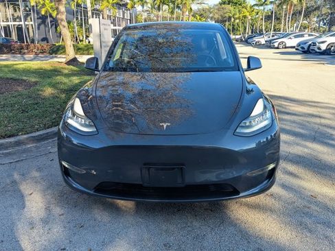 Used 2021 Tesla Model Y Long Range image 2