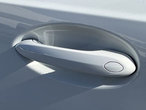 New 2026 BMW 330i Sedan w/ Convenience Package image 31