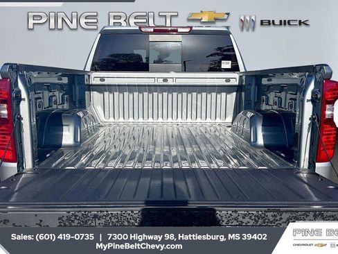 New 2026 Chevrolet Silverado 1500 LT w/ Z71 Off-Road Package AWD/4WD image 5