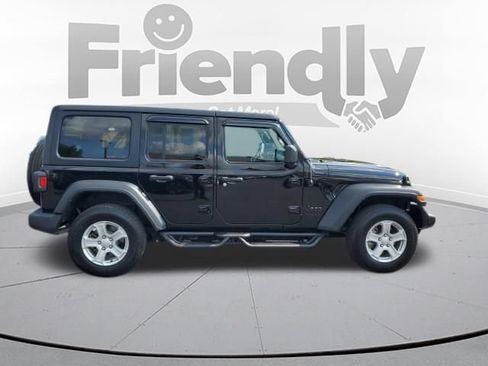 Used 2022 Jeep Wrangler Unlimited Sport AWD/4WD image 6