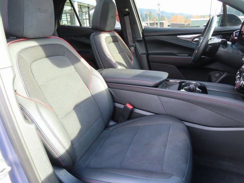 Used 2025 Chevrolet Blazer EV RS image 39