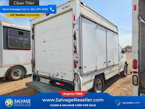 Used 2007 GMC Savana 3500 RWD image 4