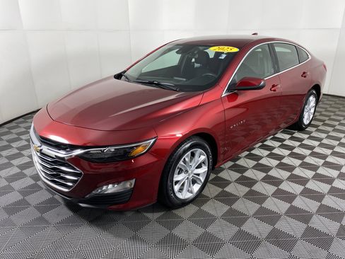 Used 2025 Chevrolet Malibu LT image 10