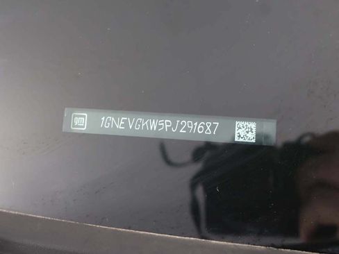 Used 2023 Chevrolet Traverse LT w/ LPO, Floor Liner Package AWD/4WD image 52