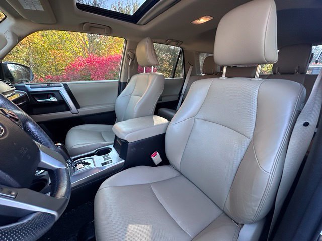 Used 2023 Toyota 4Runner Limited AWD/4WD image 12
