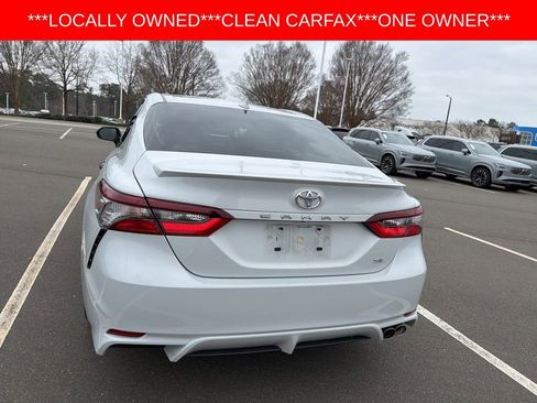 Used 2024 Toyota Camry SE image 19