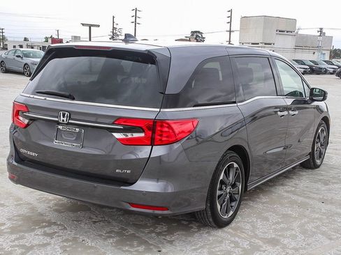 Certified 2024 Honda Odyssey Elite image 6
