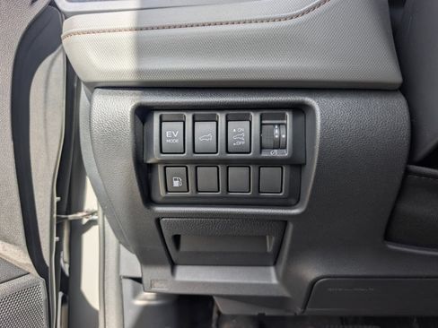 Used 2025 Subaru Forester Sport AWD/4WD image 30