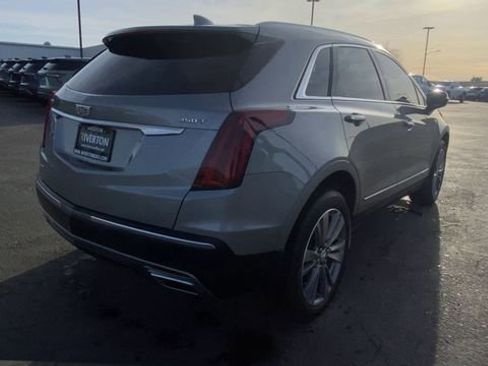 Used 2025 Cadillac XT5 Premium Luxury w/ Technology Package image 8
