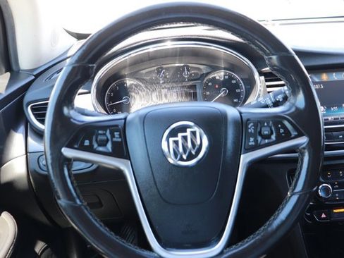 Used 2020 Buick Encore Preferred FWD image 18