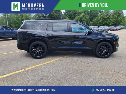 Used 2024 Chevrolet Traverse RS AWD/4WD image 4