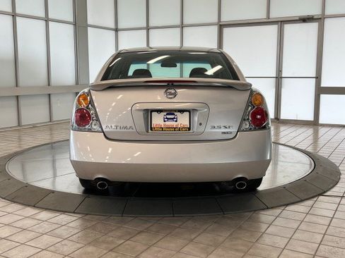 Used 2003 Nissan Altima 3.5 SE FWD image 6