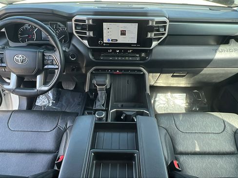 Used 2022 Toyota Tundra SR5 w/ SR5 Premium Package AWD/4WD image 26