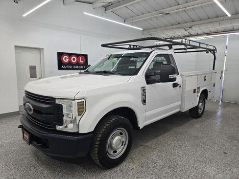 Used 2018 Ford F350 XL w/ Power Equipment Group image 4