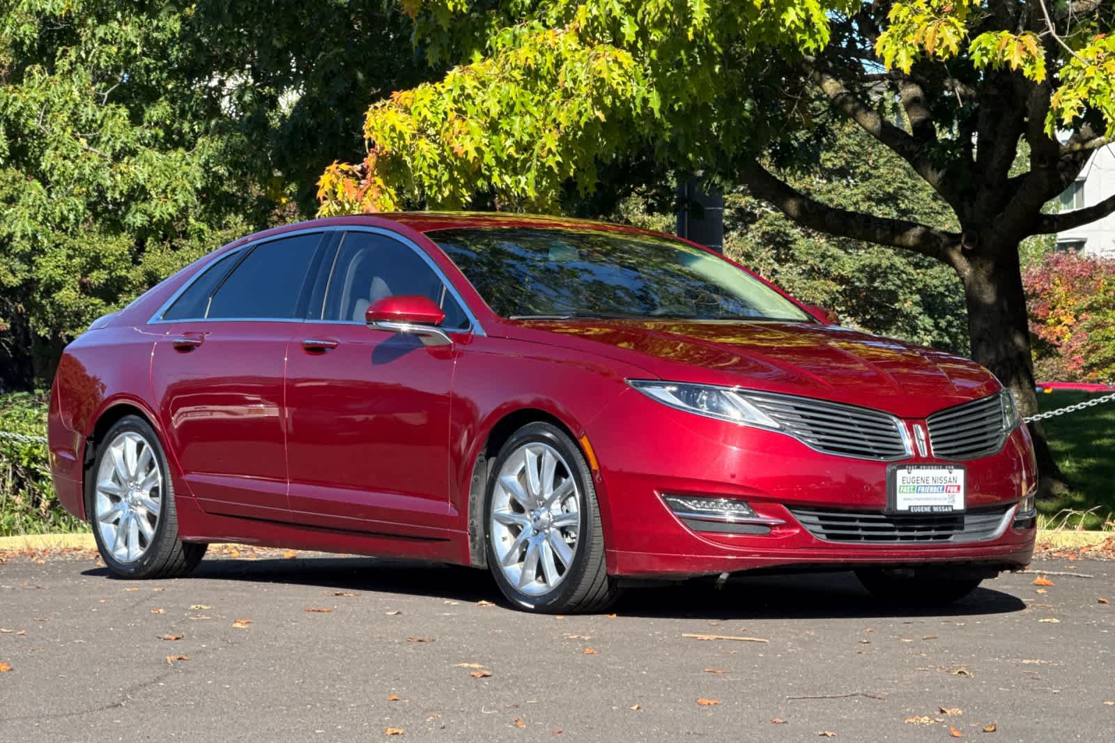 Used 2016 Lincoln MKZ Hybrid w/ Equipment Group 600A Reserve FWD image 9