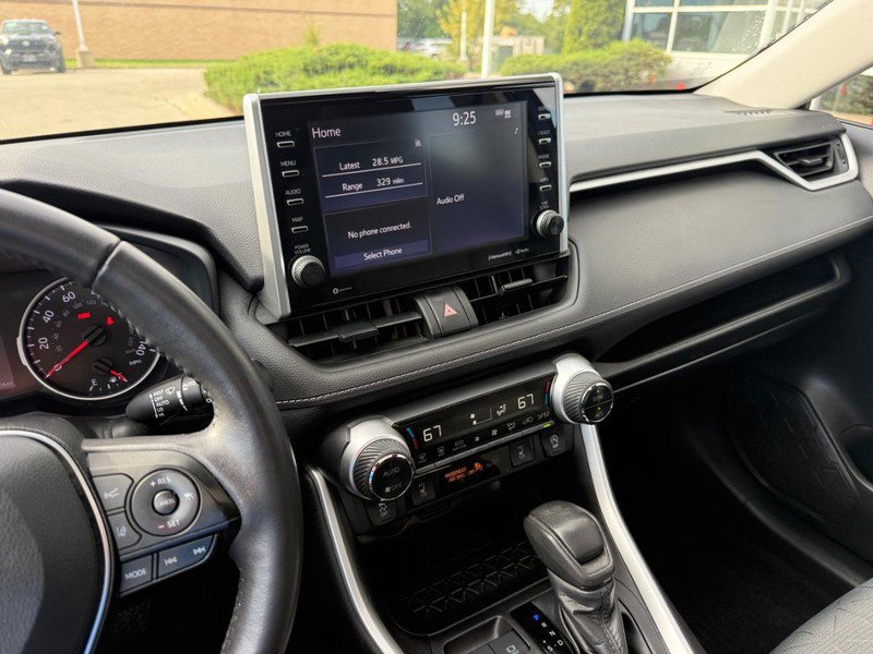 Used 2022 Toyota RAV4 XLE w/ Convenience Package AWD/4WD image 25
