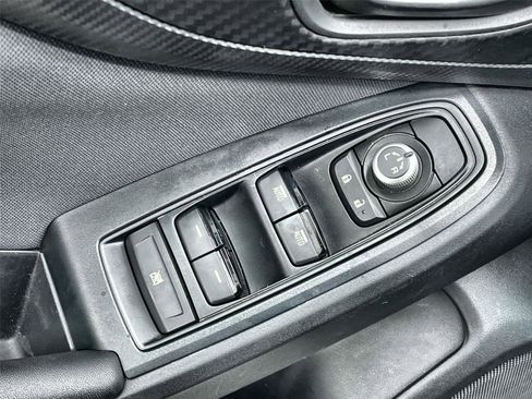 Used 2021 Subaru Crosstrek 2.0i Premium w/ Moonroof Package image 12