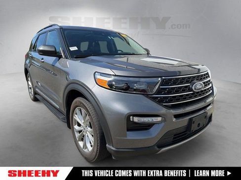 Certified 2023 Ford Explorer XLT w/ Equipment Group 202A AWD/4WD image 1