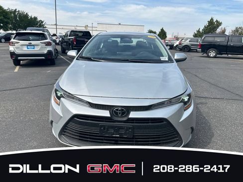 Used 2025 Toyota Corolla LE FWD image 6