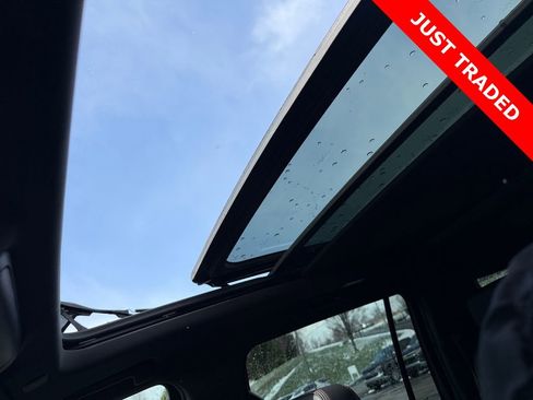 Used 2024 Chevrolet Suburban RST w/ Luxury Package image 23