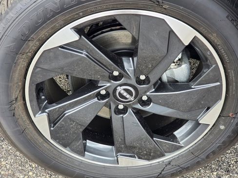 New 2026 Nissan Rogue SV w/ SV Premium Package image 8