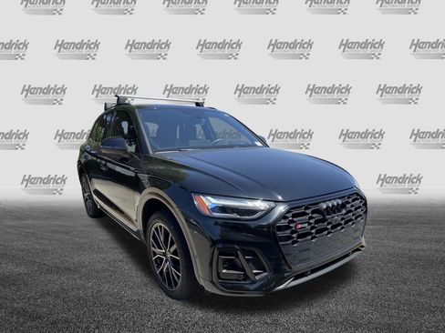 Used 2023 Audi SQ5 Prestige w/ Prestige Package AWD/4WD image 2