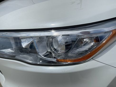 Used 2016 Toyota Highlander Limited Platinum AWD/4WD image 8
