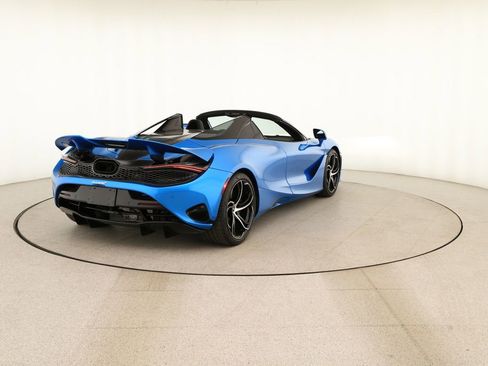 Used 2024 McLaren 750S Spider RWD image 7