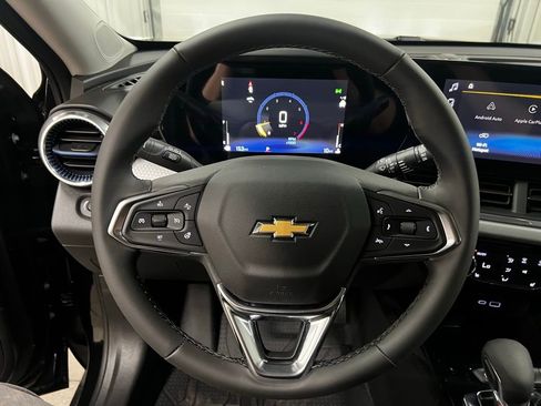 New 2026 Chevrolet Trax LT w/ Driver Confidence Package FWD image 16
