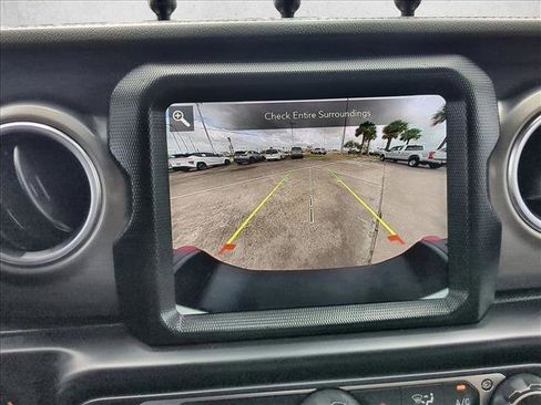 Used 2020 Jeep Gladiator Rubicon image 13