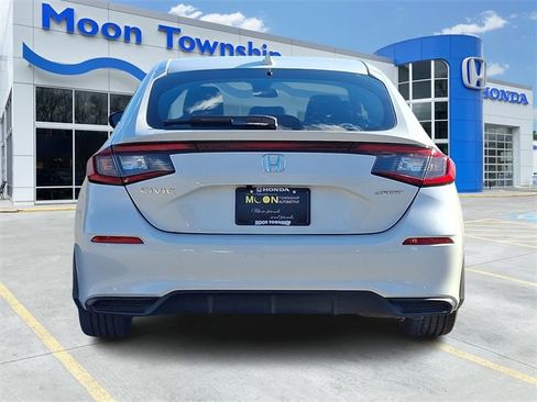 Used 2024 Honda Civic Sport image 5