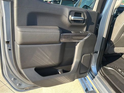 Used 2019 Chevrolet Silverado 1500 LTZ w/ LTZ Premium Package AWD/4WD image 57