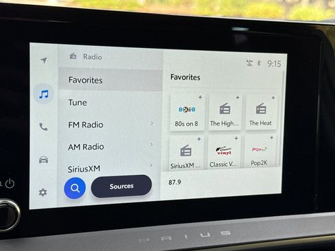 New 2026 Toyota Prius Plug-In Hybrid FWD image 19