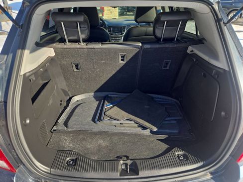 Used 2021 Chevrolet Trax LT w/ Driver Confidence Package image 15