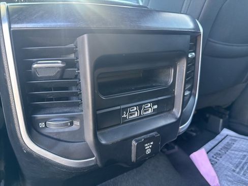Used 2019 RAM 1500 Big Horn image 19