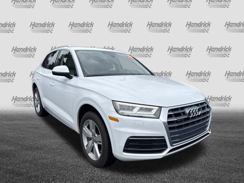 Used 2018 Audi Q5 2.0T Premium Plus w/ Premium Plus Package AWD/4WD image 2