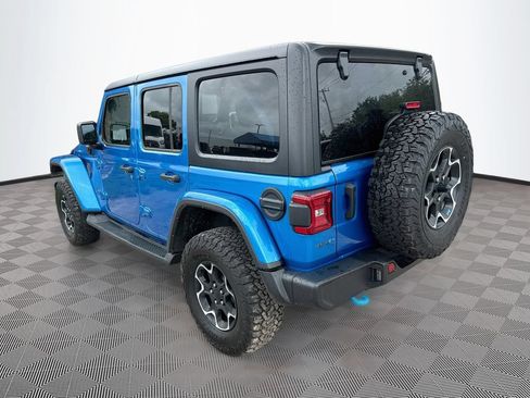 Used 2023 Jeep Wrangler Unlimited Rubicon 4xe w/ Cold Weather Group AWD/4WD image 8