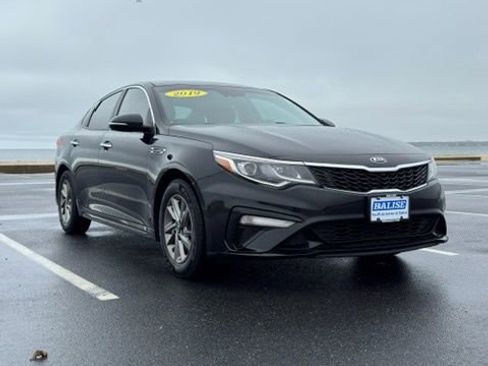 Used 2019 Kia Optima LX image 2