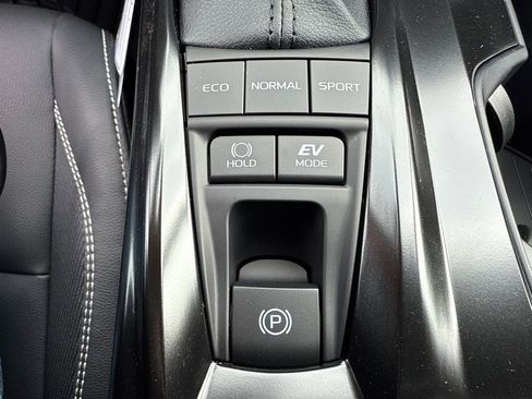 New 2026 Toyota Camry Hybrid image 23