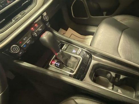 Used 2022 Jeep Compass Latitude image 15