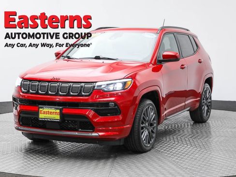 Used 2022 Jeep Compass Limited w/ (RED) Package image 1