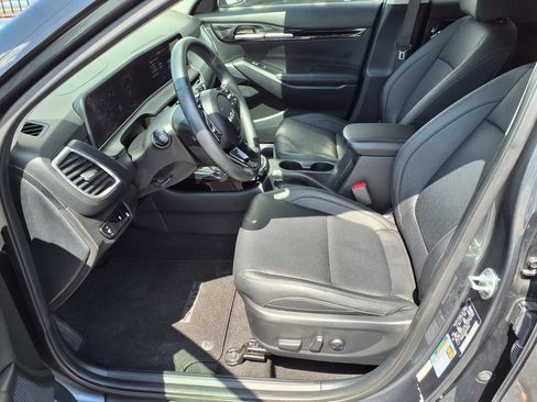 Used 2024 Kia Seltos EX AWD/4WD image 19