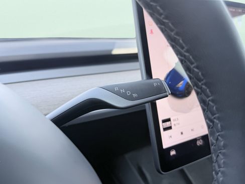 Used 2023 Tesla Model Y Performance image 64