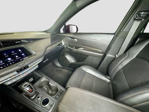 Used 2019 Cadillac XT4 Sport FWD image 8