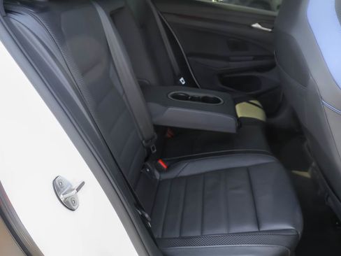 Certified 2024 Volkswagen Golf R image 27