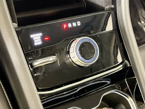 Used 2022 Jeep Grand Cherokee Limited AWD/4WD image 17
