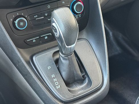 Used 2020 Ford Transit Connect XL FWD image 26