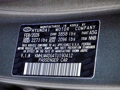 Certified 2026 Hyundai Elantra Sport FWD image 30
