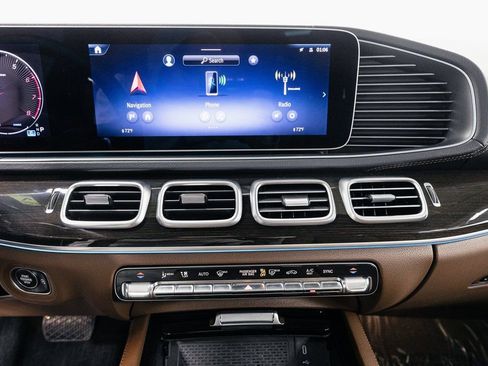 Certified 2026 Mercedes-Benz GLS 450 4MATIC image 17